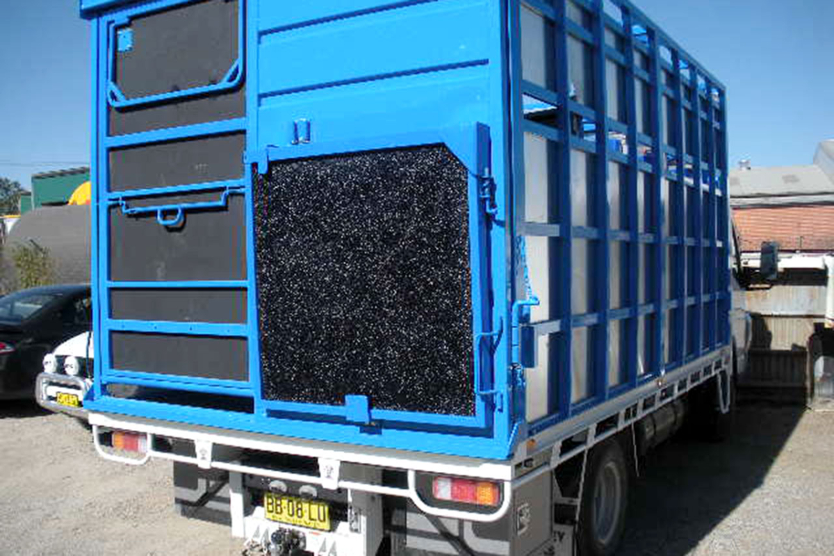 Speedliner-Australia-Agricultural-Vehicle-Non-Slip-Coatings-Black