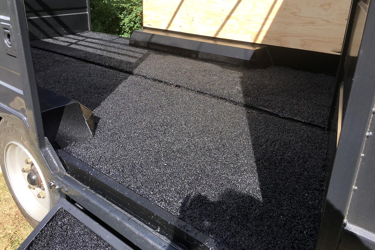 Speedliner-Australia-Agricultural-Vehicle-Non-Slip-Coatings-Black-2