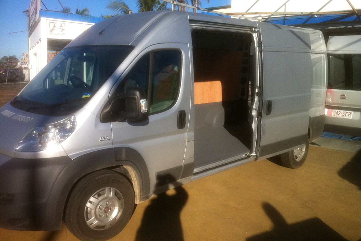 Speedliner Australia - Spray On Van Liner