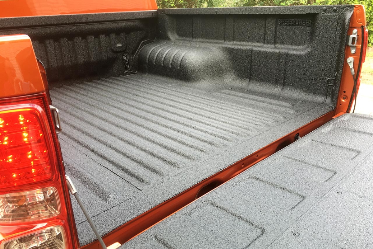 Speedliner-Australia-Isuzu-DMAX-Ute-Liner-Charcoal-2