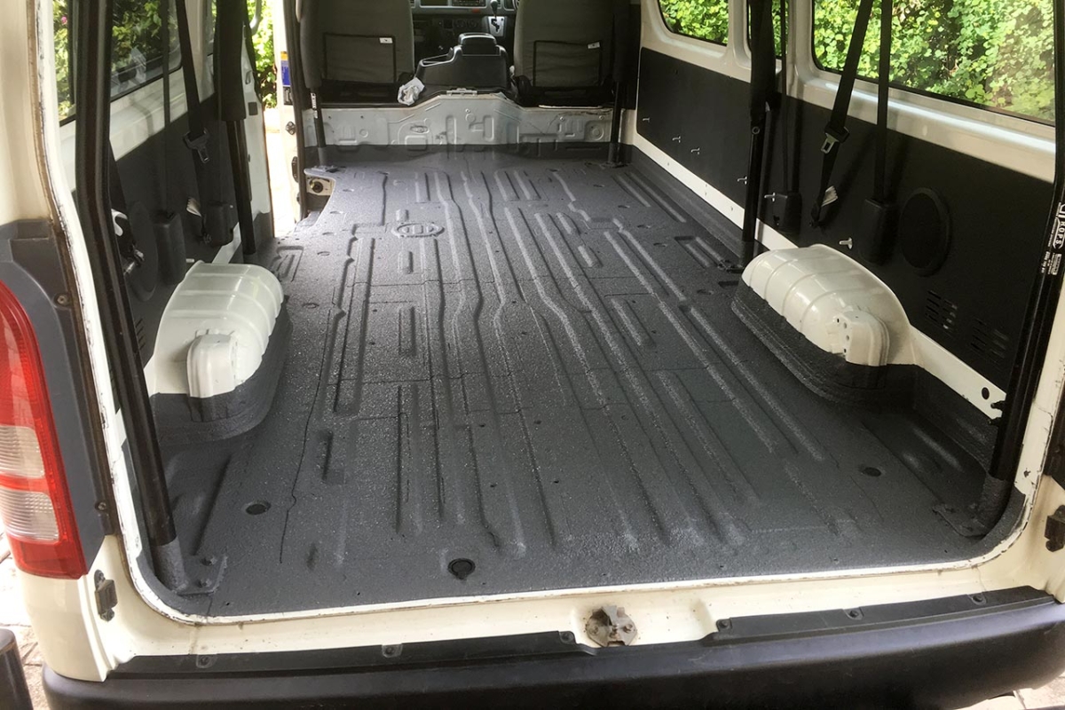 Speedliner Australia - Spray On Van Liner