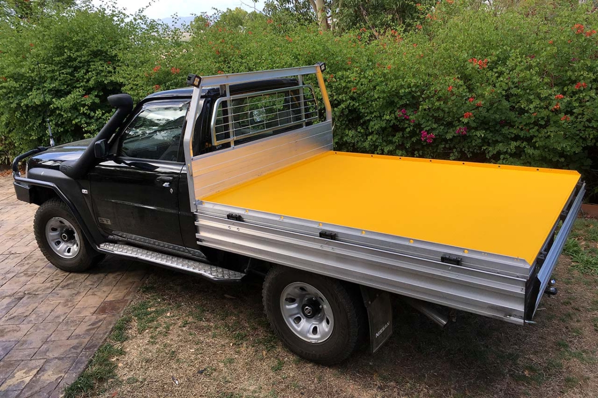 Speedliner-Australia-Tray-Back-Ute-Liner-Yellow